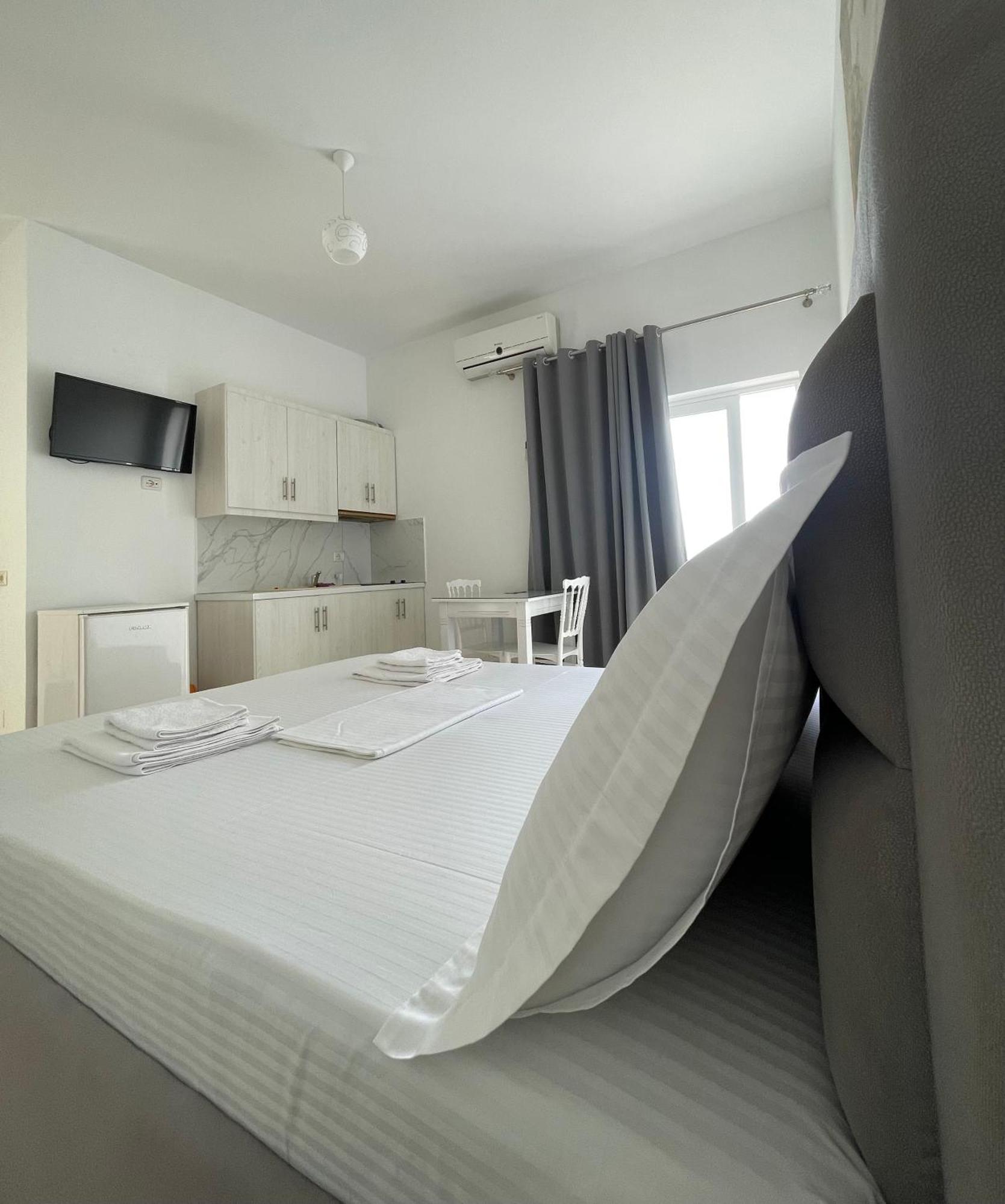 קסאמיל Joni Apartments מראה חיצוני תמונה